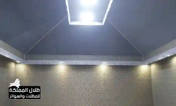 واجهة بيت شعر في الرياض مصممة بنقوش عربية تضيف لمسة تراثية